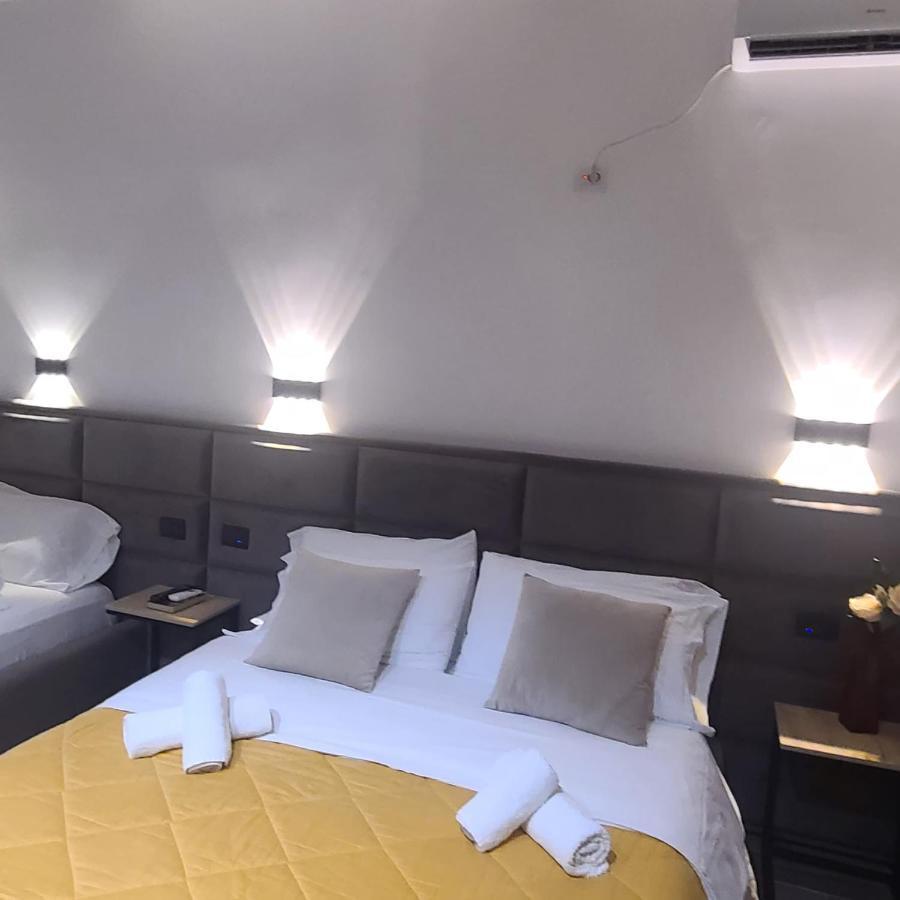 فلورا Hotel Noel المظهر الخارجي الصورة