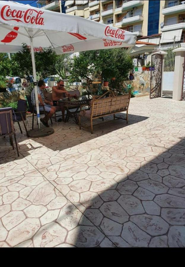 فلورا Hotel Noel المظهر الخارجي الصورة